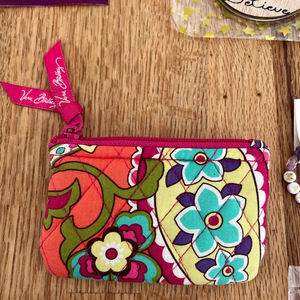 Stocking stuffers bundle - Picture 7 of 11